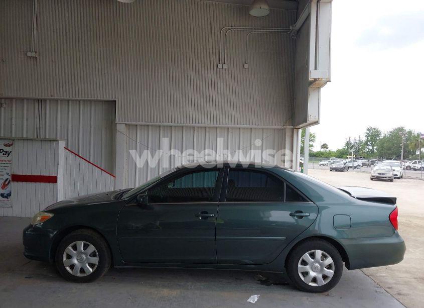 Photo 14 of 2003 Toyota Camry LE (VIN 4T1BE32K93U680757)