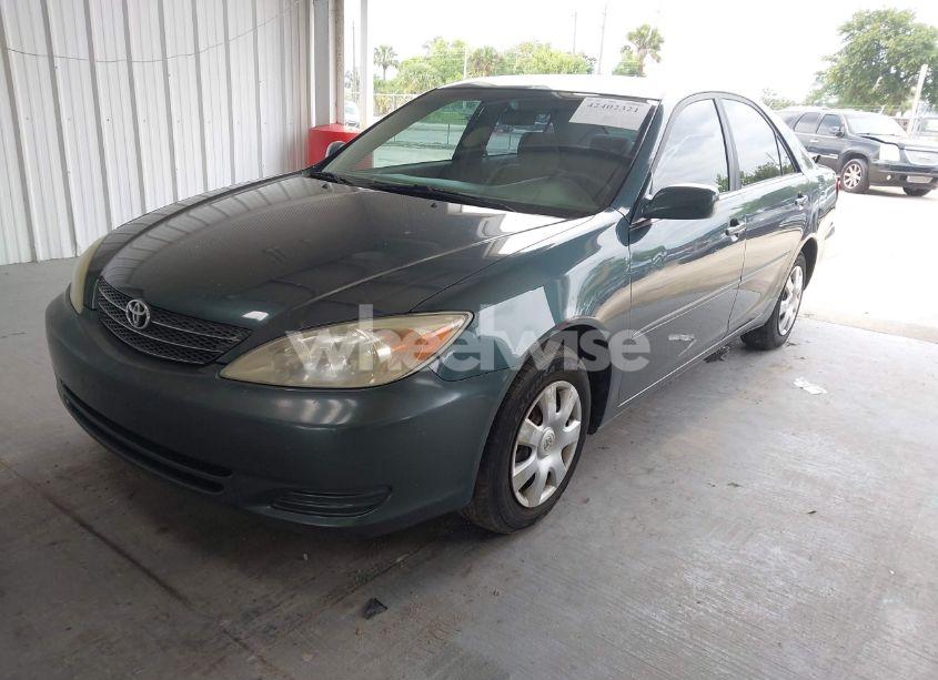 Photo 2 of 2003 Toyota Camry LE (VIN 4T1BE32K93U680757)