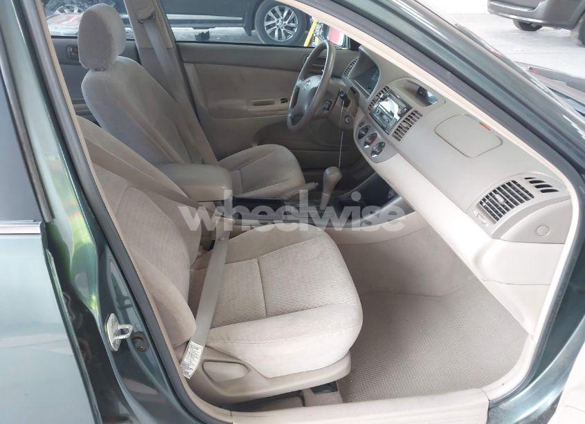 Photo 5 of 2003 Toyota Camry LE (VIN 4T1BE32K93U680757)