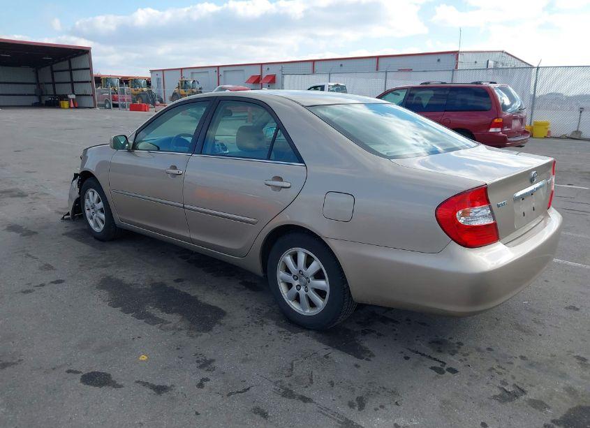 Photo 3 of 2003 Toyota Camry XLE (VIN 4T1BE32K93U731982)