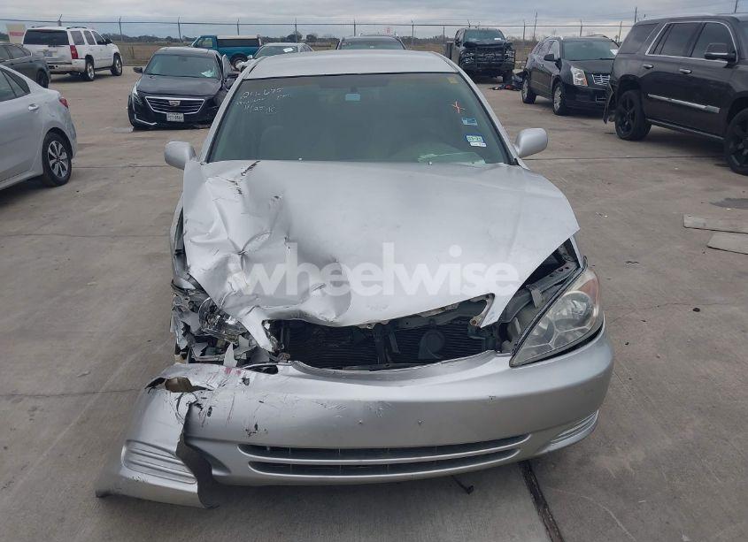 Photo 11 of 2003 Toyota Camry LE (VIN 4T1BE32K93U762973)