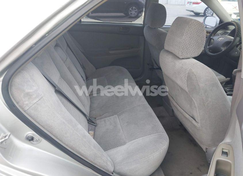 Photo 8 of 2003 Toyota Camry LE (VIN 4T1BE32K93U762973)