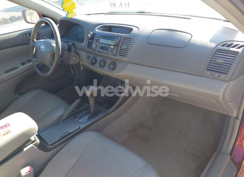 Photo 5 of 2004 Toyota Camry LE (VIN 4T1BE32K94U291859)