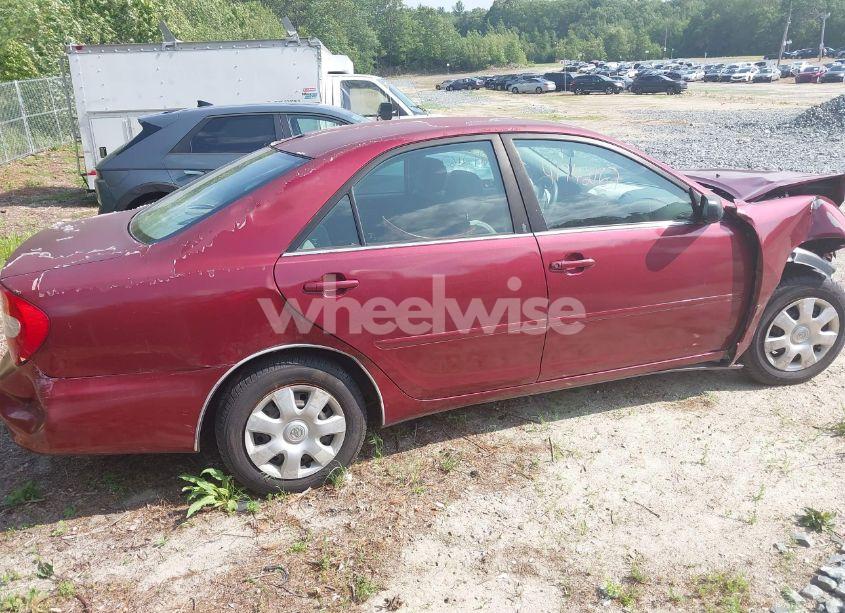 Photo 4 of 2004 Toyota Camry LE (VIN 4T1BE32K94U292915)