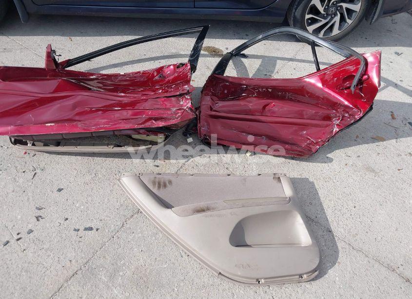 Photo 12 of 2004 Toyota Camry LE (VIN 4T1BE32K94U298634)