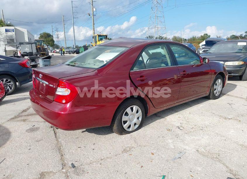 Photo 4 of 2004 Toyota Camry LE (VIN 4T1BE32K94U298634)