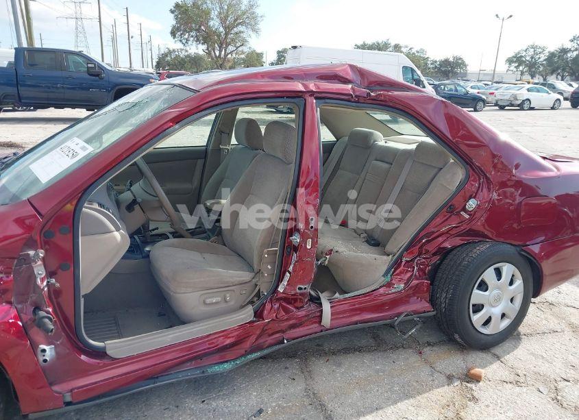 Photo 6 of 2004 Toyota Camry LE (VIN 4T1BE32K94U298634)