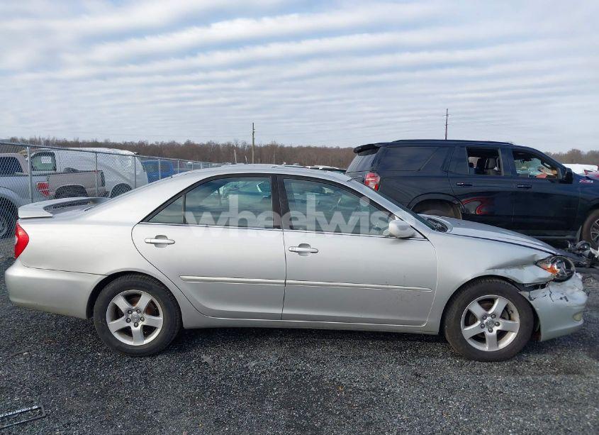 Photo 13 of 2004 Toyota Camry SE (VIN 4T1BE32K94U357830)