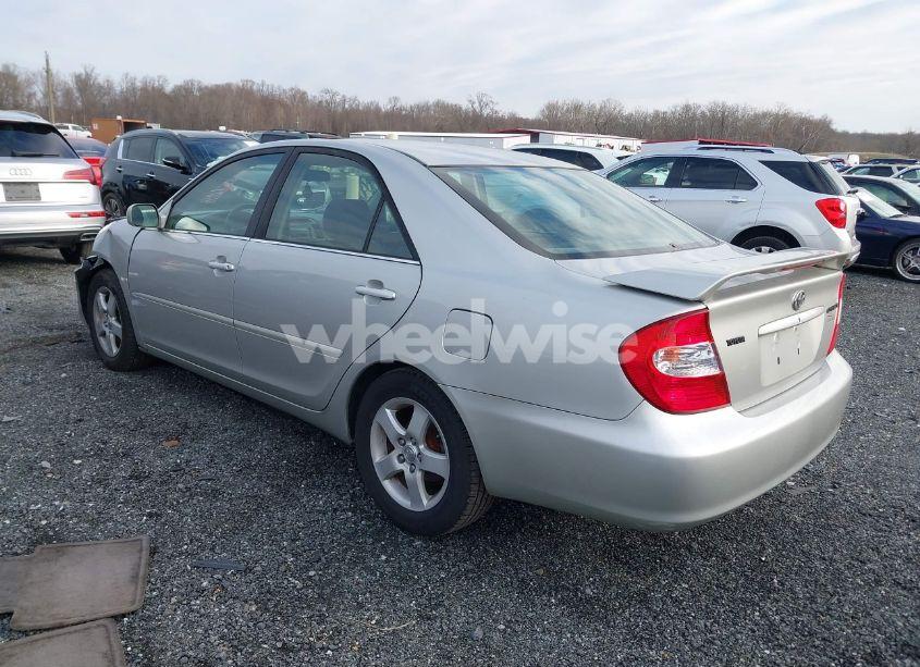 Photo 3 of 2004 Toyota Camry SE (VIN 4T1BE32K94U357830)
