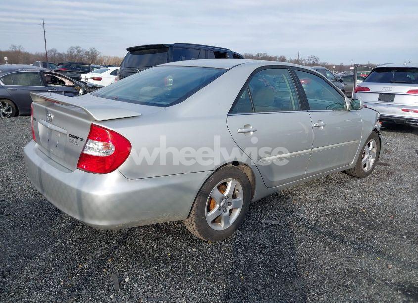 Photo 4 of 2004 Toyota Camry SE (VIN 4T1BE32K94U357830)