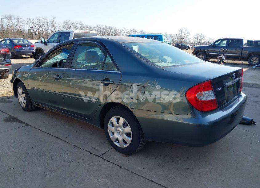 Photo 3 of 2004 Toyota Camry LE (VIN 4T1BE32K94U369332)