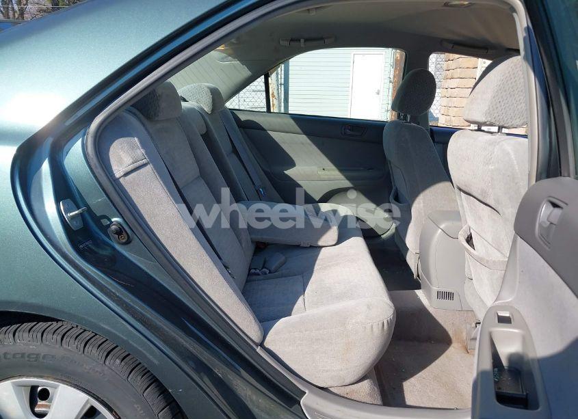 Photo 8 of 2004 Toyota Camry LE (VIN 4T1BE32K94U369332)