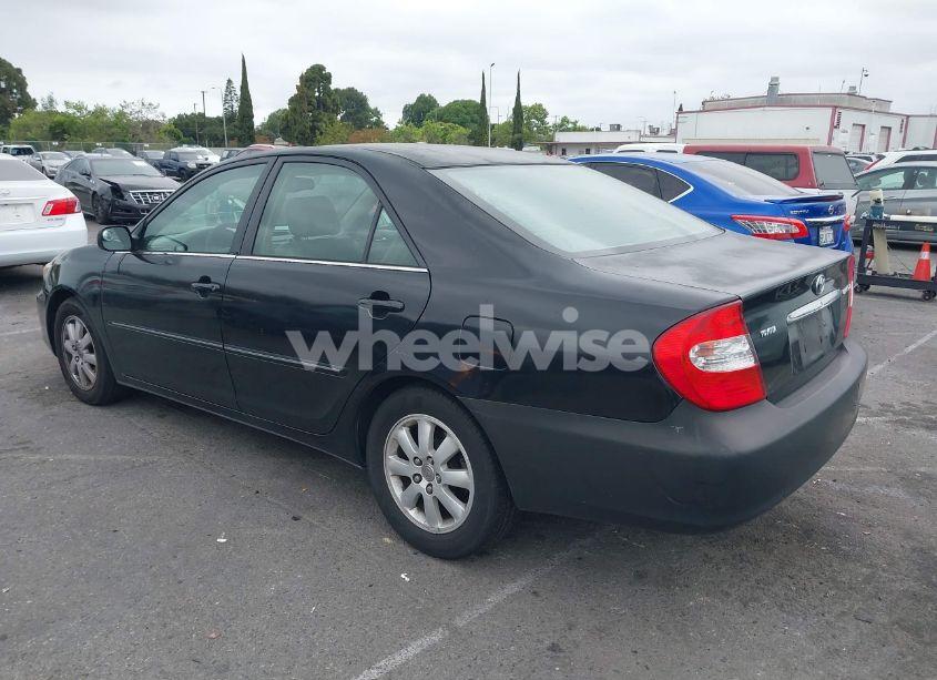 Photo 3 of 2004 Toyota Camry XLE (VIN 4T1BE32K94U372117)