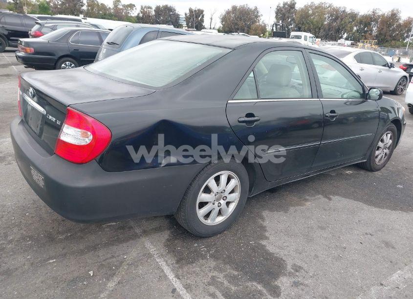 Photo 4 of 2004 Toyota Camry XLE (VIN 4T1BE32K94U372117)