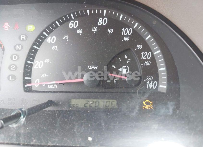 Photo 7 of 2004 Toyota Camry XLE (VIN 4T1BE32K94U372117)