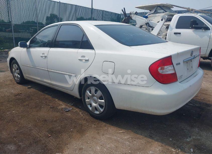 Photo 3 of 2004 Toyota Camry LE (VIN 4T1BE32K94U372232)