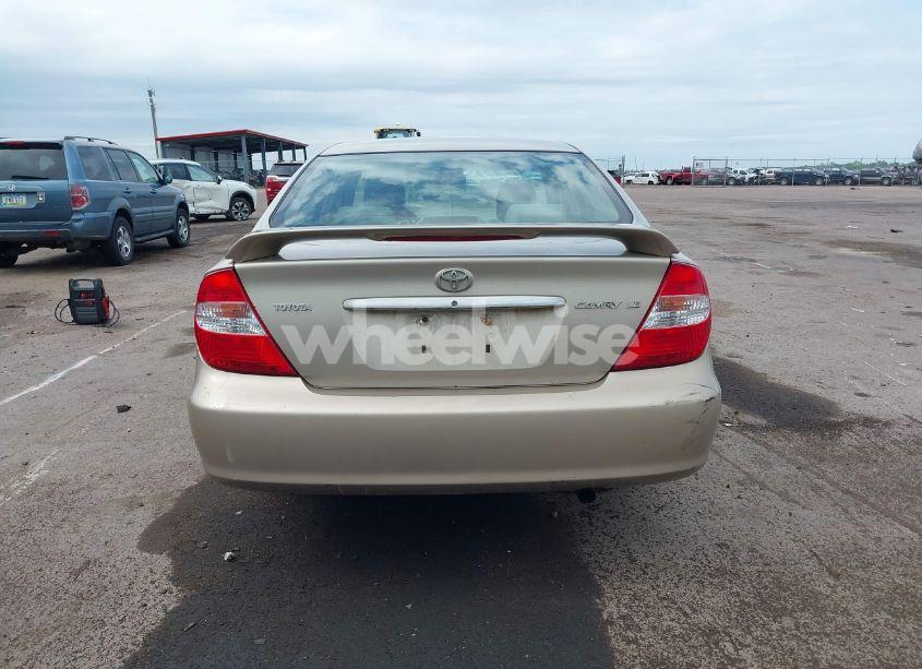 Photo 16 of 2004 Toyota Camry LE/XLE/SE (VIN 4T1BE32K94U372442)