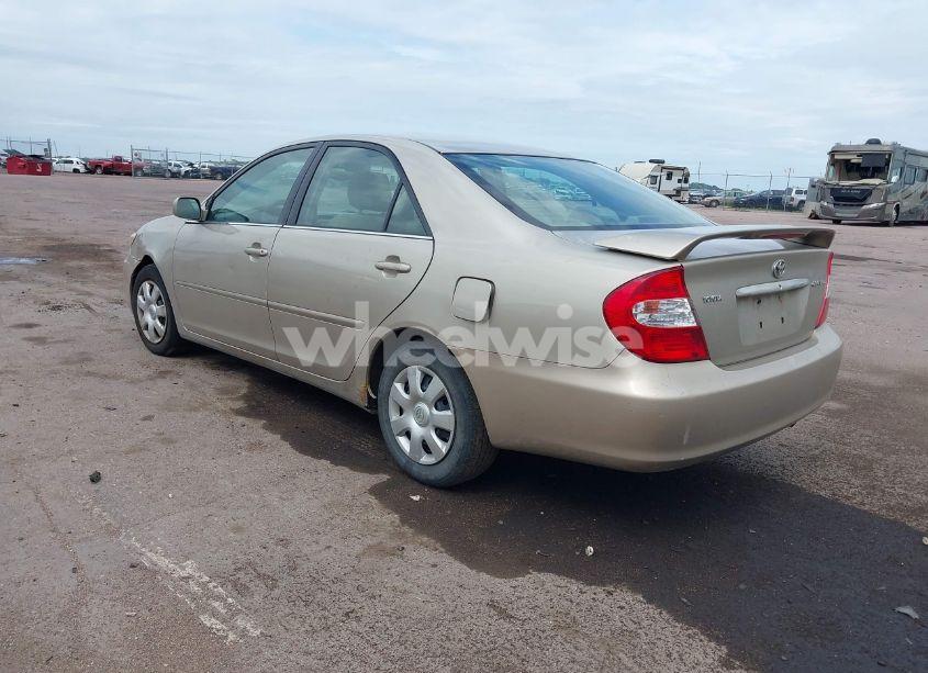 Photo 3 of 2004 Toyota Camry LE/XLE/SE (VIN 4T1BE32K94U372442)