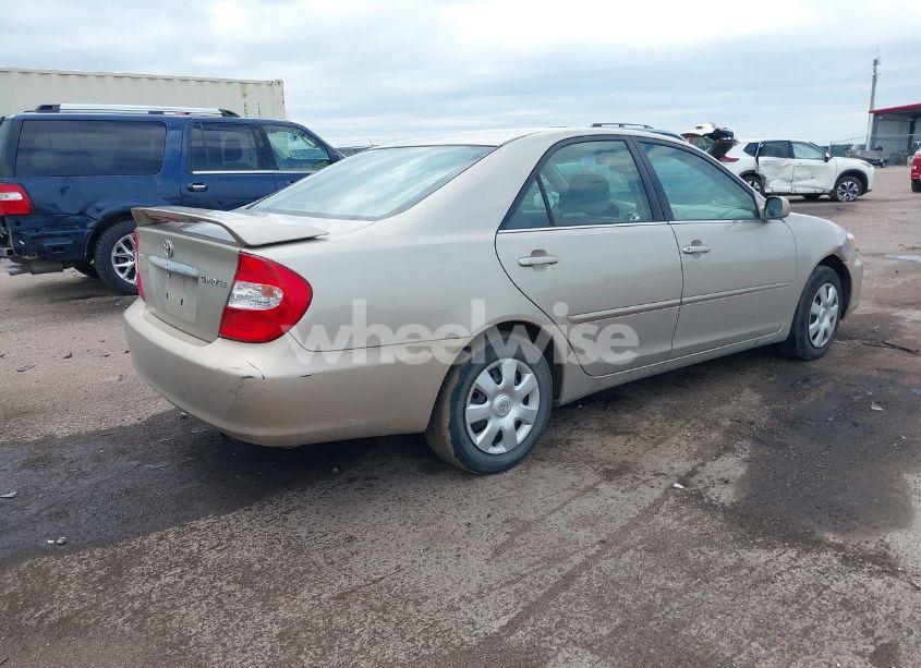 Photo 4 of 2004 Toyota Camry LE/XLE/SE (VIN 4T1BE32K94U372442)