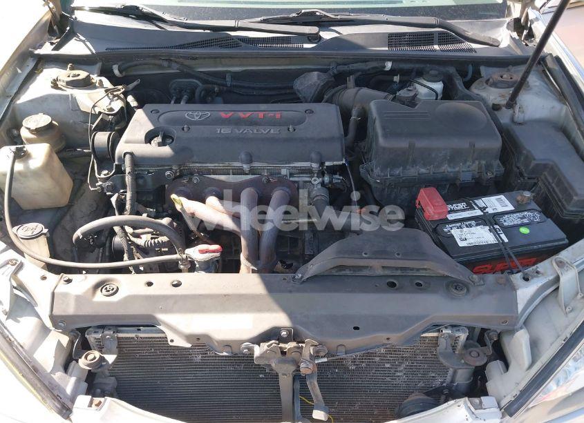 Photo 10 of 2004 Toyota Camry LE (VIN 4T1BE32K94U832506)