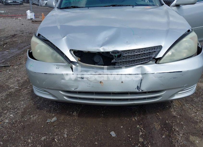 Photo 6 of 2004 Toyota Camry LE (VIN 4T1BE32K94U834319)