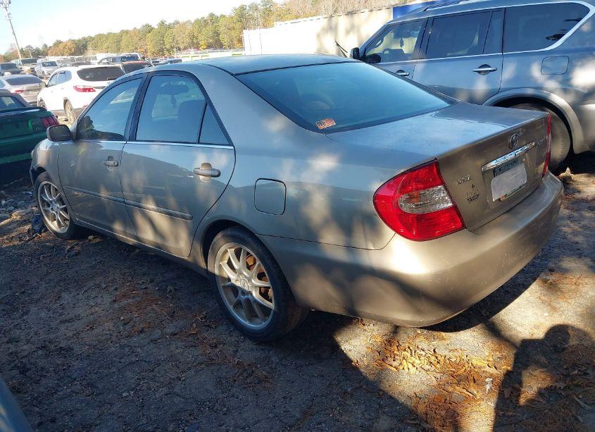 Photo 3 of 2004 Toyota Camry XLE (VIN 4T1BE32K94U835910)