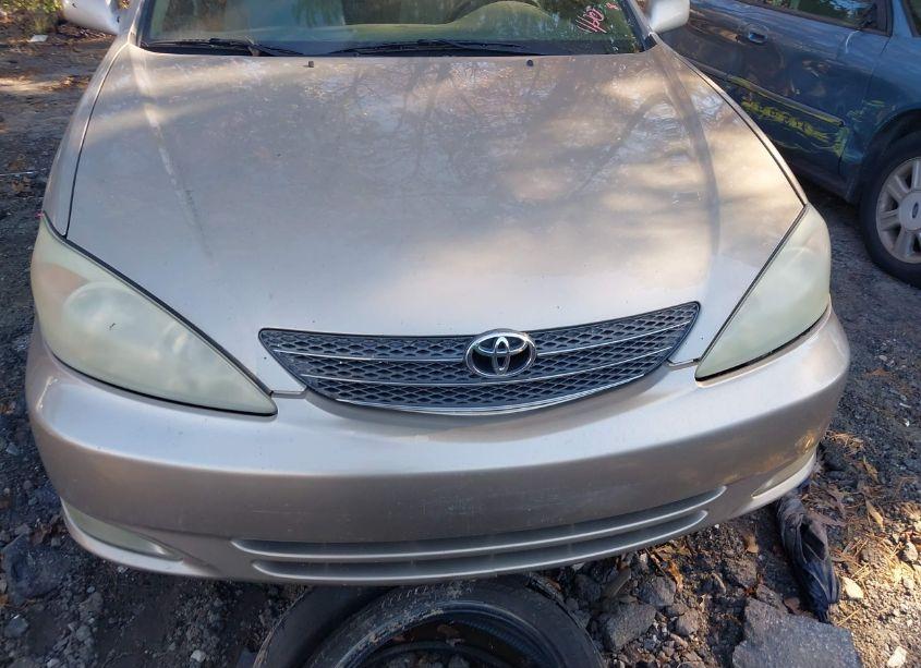 Photo 6 of 2004 Toyota Camry XLE (VIN 4T1BE32K94U835910)