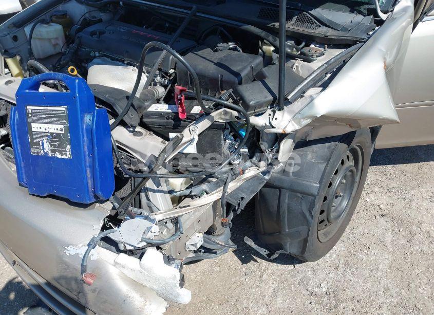 Photo 6 of 2004 Toyota Camry SE (VIN 4T1BE32K94U849841)