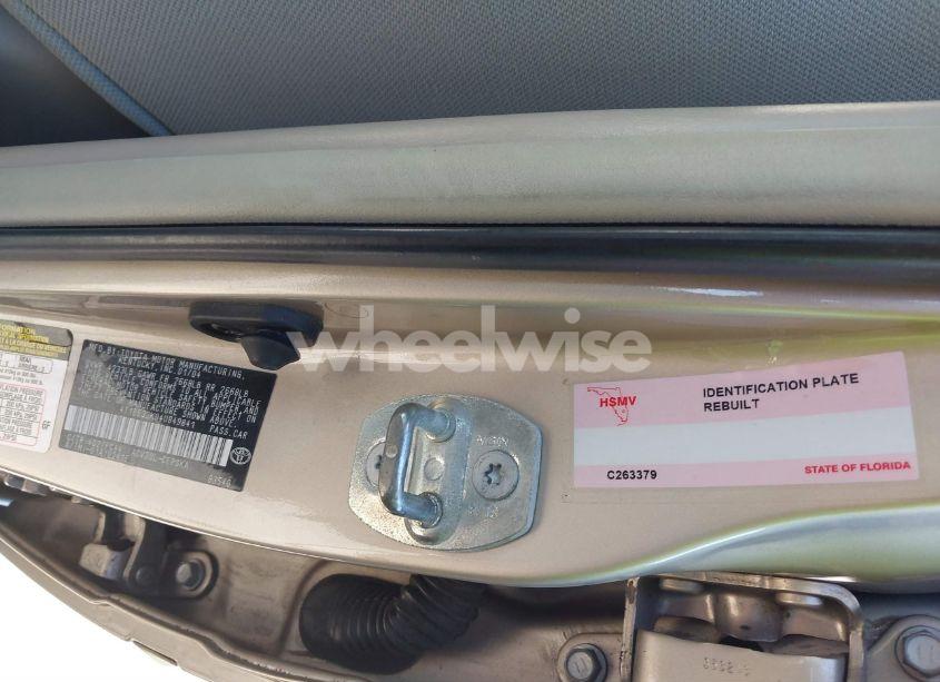 Photo 9 of 2004 Toyota Camry SE (VIN 4T1BE32K94U849841)