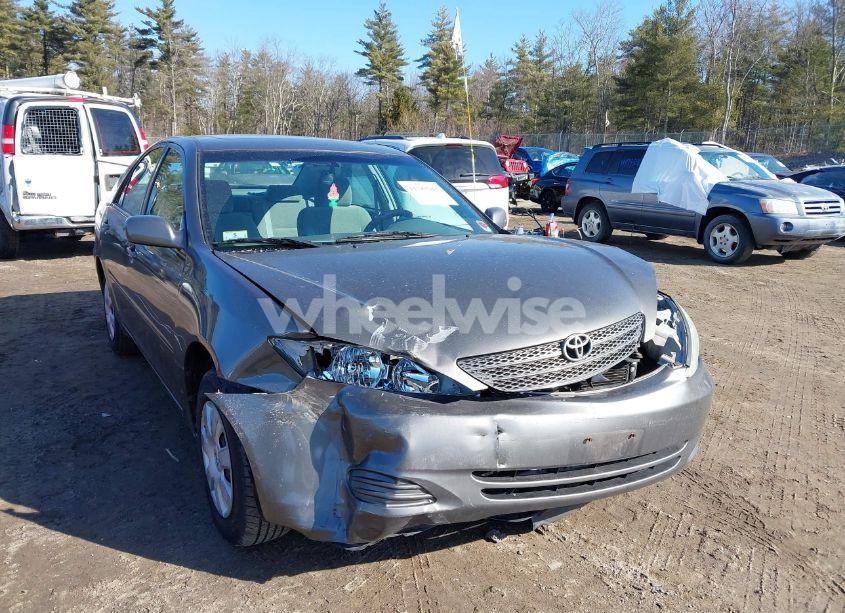 Photo 6 of 2004 Toyota Camry LE (VIN 4T1BE32K94U911545)