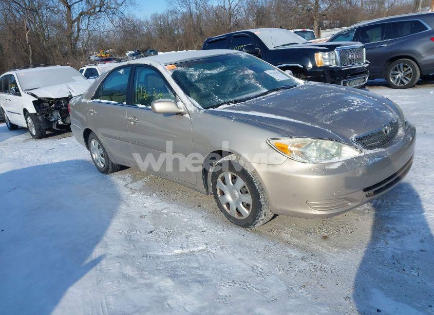 2004 Toyota Camry LE (VIN 4T1BE32K94U914848) main photo