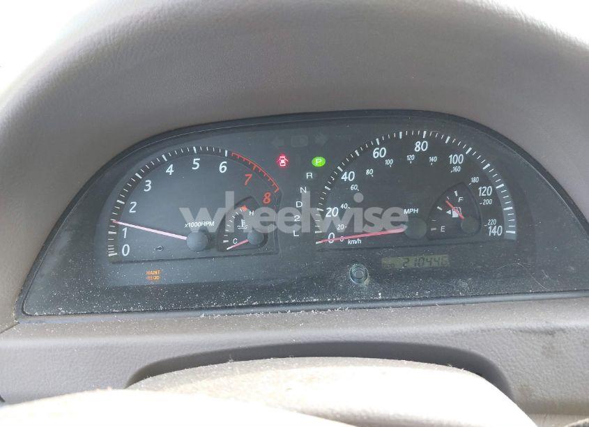 Photo 7 of 2004 Toyota Camry LE (VIN 4T1BE32K94U914848)