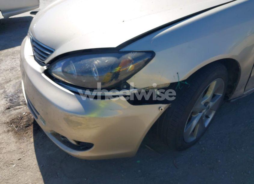 Photo 12 of 2005 Toyota Camry LE/SE/STD/XLE (VIN 4T1BE32K95U008832)