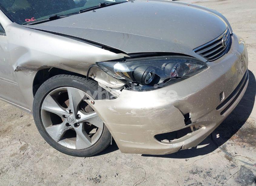 Photo 6 of 2005 Toyota Camry LE/SE/STD/XLE (VIN 4T1BE32K95U008832)