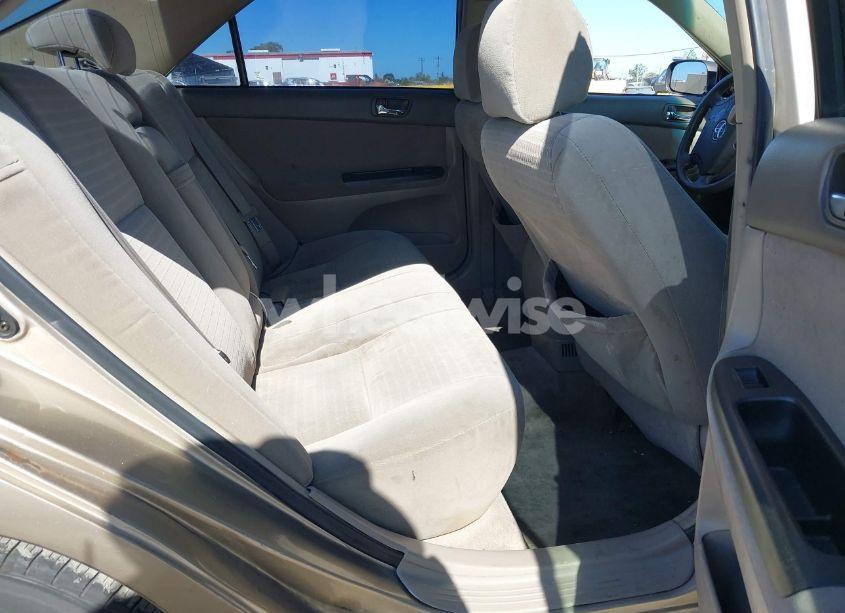 Photo 8 of 2005 Toyota Camry LE/SE/STD/XLE (VIN 4T1BE32K95U008832)