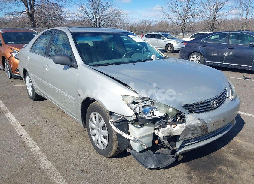 Photo 6 of 2005 Toyota Camry LE/XLE/SE (VIN 4T1BE32K95U013125)