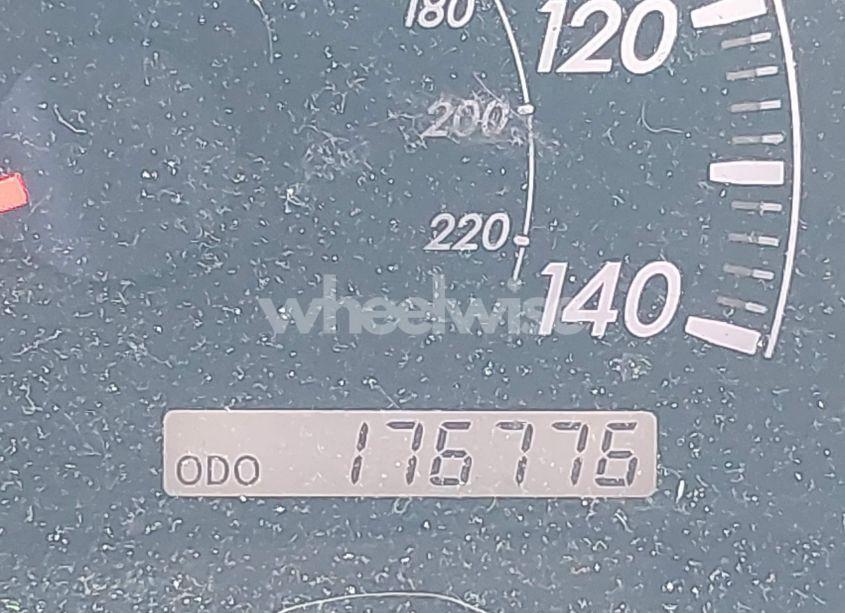 Photo 7 of 2005 Toyota Camry LE/XLE/SE (VIN 4T1BE32K95U013125)