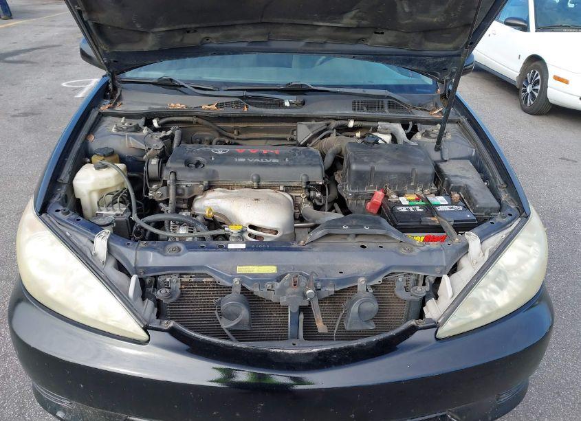 Photo 10 of 2005 Toyota Camry LE (VIN 4T1BE32K95U036260)