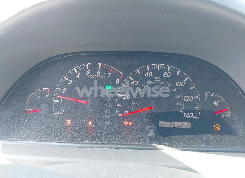 Photo 7 of 2005 Toyota Camry LE (VIN 4T1BE32K95U047145)