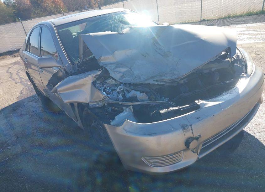 Photo 18 of 2005 Toyota Camry LE (VIN 4T1BE32K95U051325)