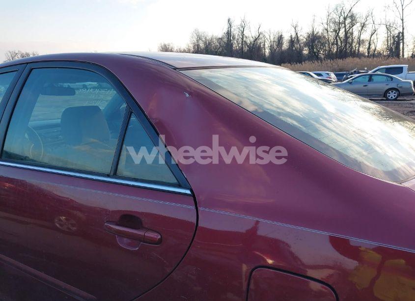Photo 6 of 2005 Toyota Camry LE (VIN 4T1BE32K95U053771)