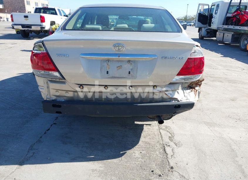 Photo 6 of 2005 Toyota Camry LE (VIN 4T1BE32K95U065225)