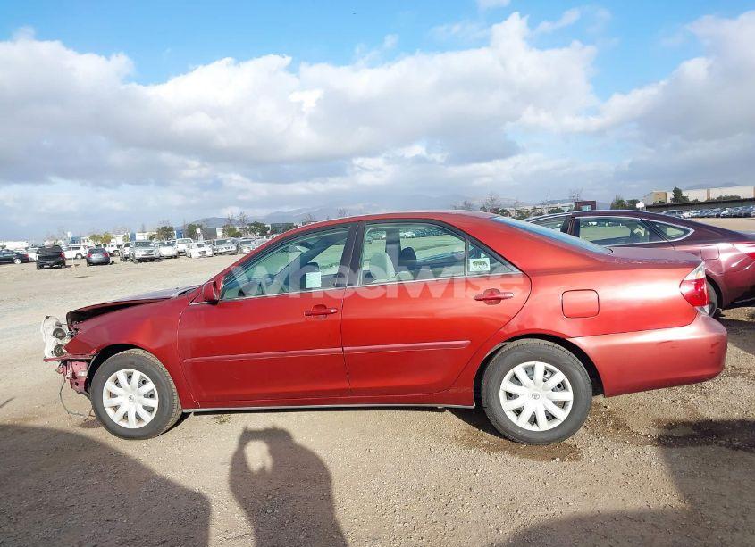 Photo 15 of 2005 Toyota Camry LE (VIN 4T1BE32K95U099133)