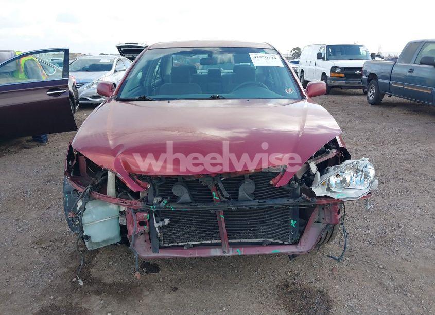 Photo 6 of 2005 Toyota Camry LE (VIN 4T1BE32K95U099133)