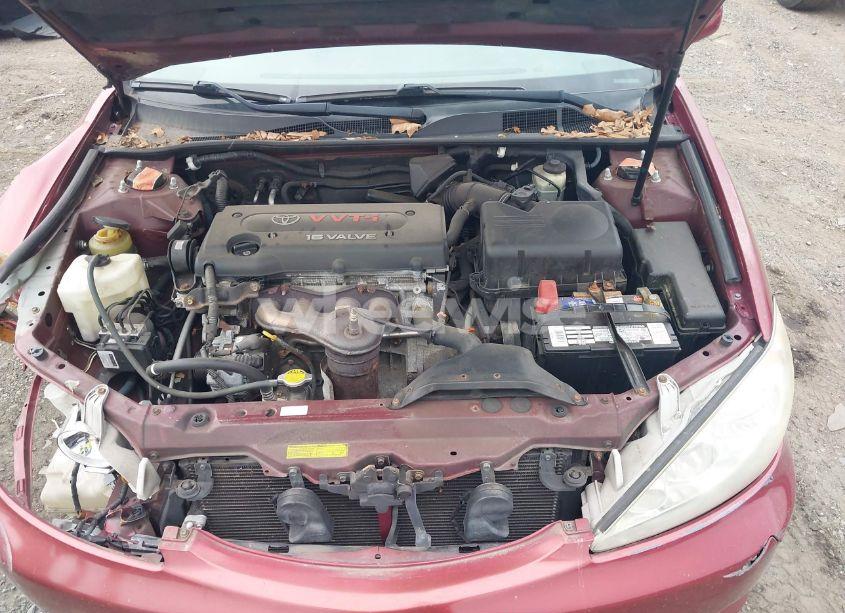 Photo 10 of 2005 Toyota Camry LE/XLE/SE (VIN 4T1BE32K95U101575)