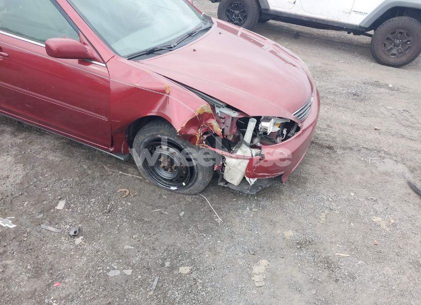 Photo 18 of 2005 Toyota Camry LE/XLE/SE (VIN 4T1BE32K95U101575)