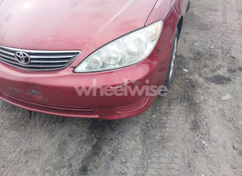 Photo 20 of 2005 Toyota Camry LE/XLE/SE (VIN 4T1BE32K95U101575)