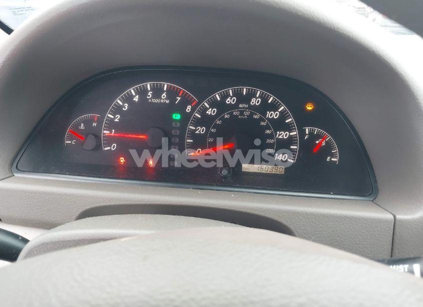 Photo 7 of 2005 Toyota Camry LE/XLE/SE (VIN 4T1BE32K95U101575)