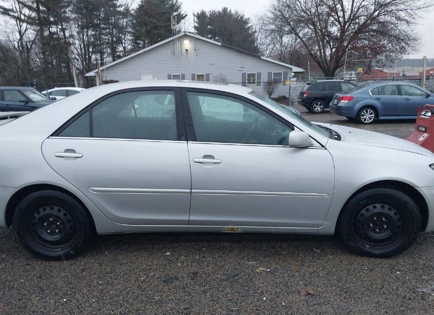 Photo 13 of 2005 Toyota Camry SE (VIN 4T1BE32K95U396306)