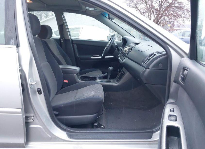 Photo 5 of 2005 Toyota Camry SE (VIN 4T1BE32K95U396306)
